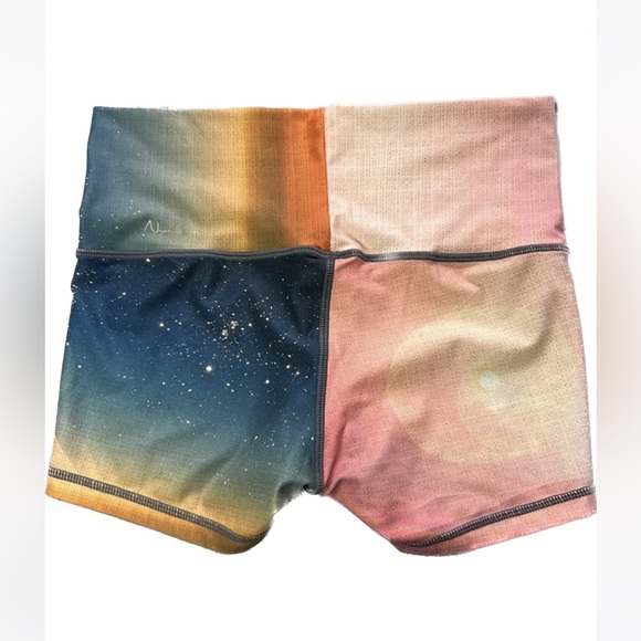 NWOT Niyama Sol Flirt Shorts Cairo Size Medium - Picture 2 of 8